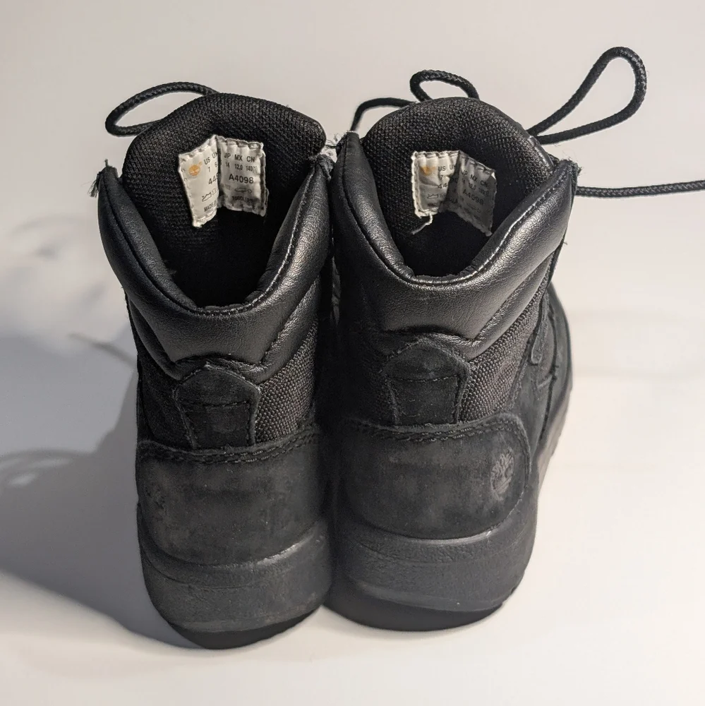 🖤 Timberland Black Leather Toddler Boots (Size 7)‎